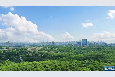 394 E Palisade Avenue, Englewood, NJ 07631 - Photo 40