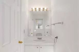 130 Panorama Dr, Edgewater, NJ 07020 - Photo 8