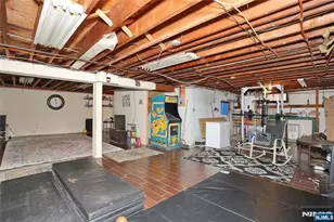 7 Azalea Dr, Wallington, NJ 07057 - Photo 20