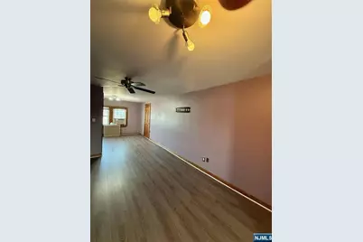 216 Laurel Avenue Apt2 #APT2, Kearny, NJ 07032 - Photo 6