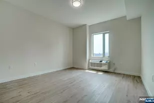 69 Main Street 1502, Fort Lee, NJ 07024 - Photo 10