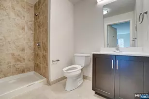 69 Main Street 1502, Fort Lee, NJ 07024 - Photo 12