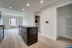 69 Main Street 1502, Fort Lee, NJ 07024 - Photo 2