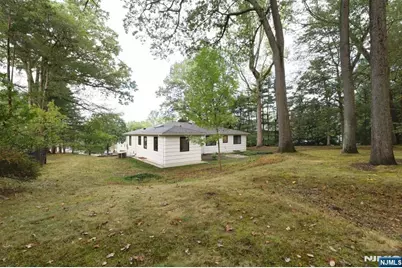 83 Hampshire Road, Washington Township, NJ 07676 - Photo 38