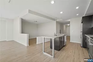 69 Main Street 1511, Fort Lee, NJ 07024 - Photo 2