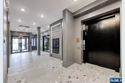 192 Livingston Street 304 #304, Northvale, NJ 07647 - Photo 2