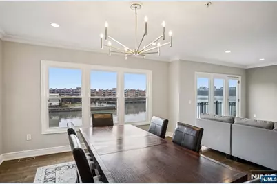 343 The Promenade 343 #343, Edgewater, NJ 07020 - Photo 8