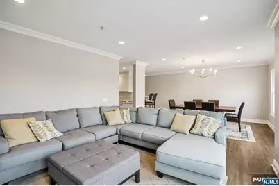 343 The Promenade 343 #343, Edgewater, NJ 07020 - Photo 4