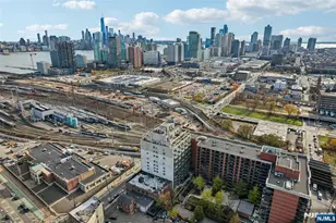 689 Luis Munoz Marin Blvd 703, Jersey City, NJ 07310 - Photo 28