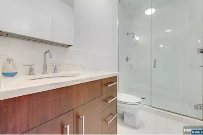 22 Vela Way, Edgewater, NJ 07020 - Photo 30