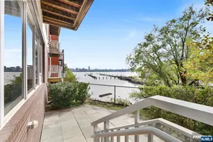 22 Vela Way, Edgewater, NJ 07020 - Photo 32
