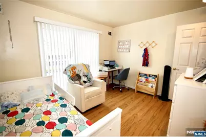 1480 Westgate Drive, Fort Lee, NJ 07024 - Photo 12