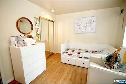 1480 Westgate Drive, Fort Lee, NJ 07024 - Photo 10