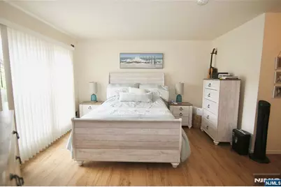 1480 Westgate Drive, Fort Lee, NJ 07024 - Photo 6