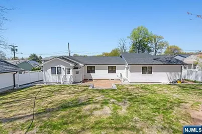 15 Bredder Court, Elmwood Park, NJ 07407 - Photo 24