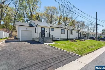 15 Bredder Court, Elmwood Park, NJ 07407 - Photo 26