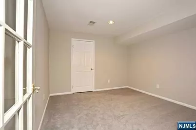 387 Green Mountain Road, Mahwah, NJ 07430 - Photo 18