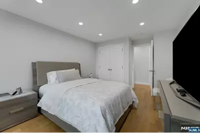 300 Winston Drive C0910 #C0910, Cliffside Park, NJ 07010 - Photo 18