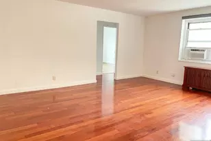 2205 Central Road 3D, Fort Lee, NJ 07024 - Photo 4