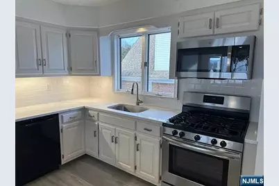 41 Kipp Avenue 2 #2, Elmwood Park, NJ 07407 - Photo 12