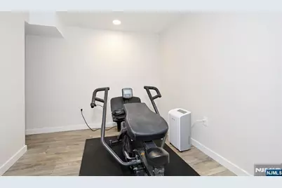 221 Raymond Street, Hillsdale, NJ 07642 - Photo 34