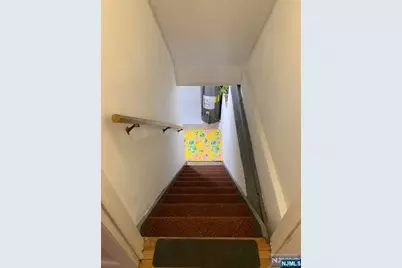 889 Marion Place, Ridgefield, NJ 07657 - Photo 18