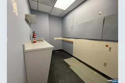 348 Broad Avenue, Leonia, NJ 07605 - Photo 8