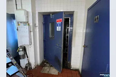 346 Broad Avenue, Leonia, NJ 07605 - Photo 20