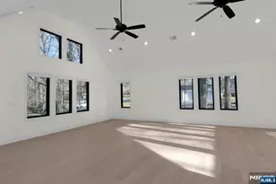 30 Sun Valley Rd, Ramsey, NJ 07446 - Photo 8