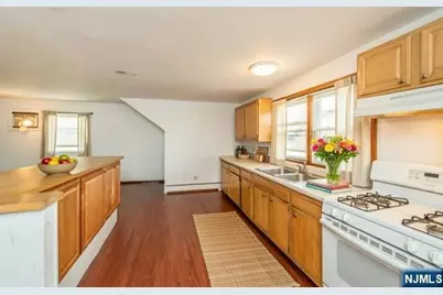 84 Locust Avenue, Wallington, NJ 07057 - Photo 18