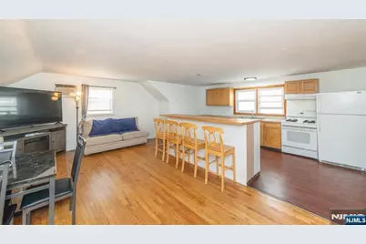 84 Locust Avenue, Wallington, NJ 07057 - Photo 20