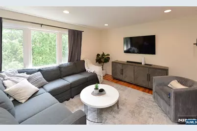 40-10 Paterson Street, Fair Lawn, NJ 07410 - Photo 2
