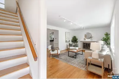 947 E Glen Avenue, Ridgewood, NJ 07450 - Photo 16