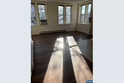 121 Westervelt Place 1F #1F, Lodi, NJ 07644 - Photo 6