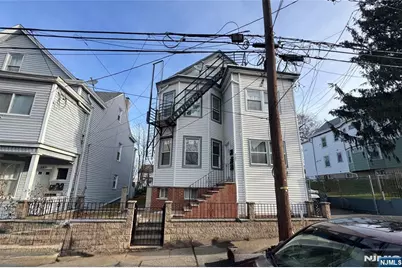 285 Paxton 1 #1, Paterson, NJ 07503 - Photo 1