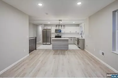 1081 18th Avenue, Newark, NJ 07106 - Photo 6