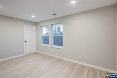 581 Bergen Street, Newark, NJ 07108 - Photo 26