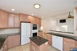 38-42 Northern Dr, Fair Lawn, NJ 07410 - Photo 12