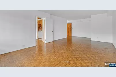 2185 Lemoine Avenue 2C #2C, Fort Lee, NJ 07024 - Photo 10