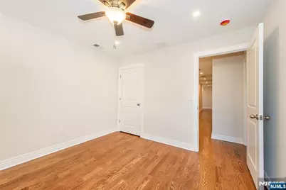 44 4th Avenue, Roseland, NJ 07068 - Photo 32