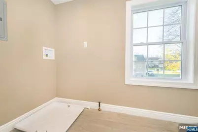 44 4th Avenue, Roseland, NJ 07068 - Photo 36
