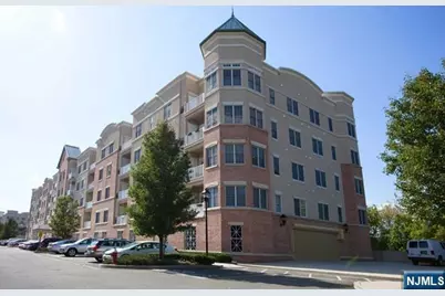 1210 Windsor Park Court 25 #25, Englewood, NJ 07631 - Photo 2