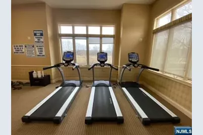 1210 Windsor Park Court 25 #25, Englewood, NJ 07631 - Photo 10