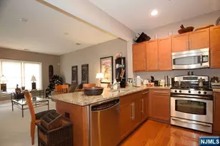1210 Windsor Park Ct 25, Englewood, NJ 07631 - Photo 2