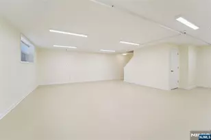 8 Masterson Ct, Waldwick, NJ 07463 - Photo 44