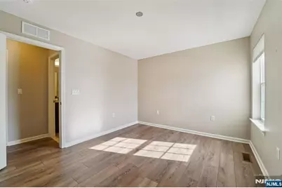 8 Masterson Court, Waldwick, NJ 07463 - Photo 34