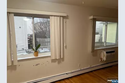 423 Walker Street B5 #B5, Fairview, NJ 07022 - Photo 2
