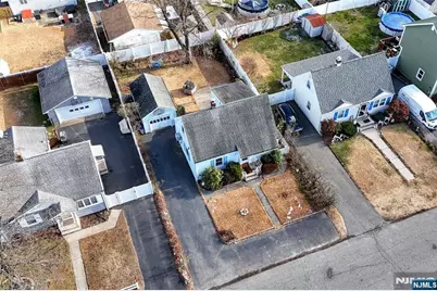 72 Burnside Place, Wanaque, NJ 07420 - Photo 6