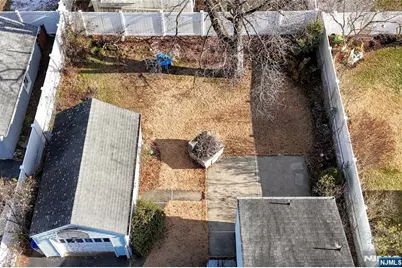 72 Burnside Place, Wanaque, NJ 07420 - Photo 8