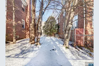 103-107 Mt Vernon Place, Newark, NJ 07106 - Photo 2